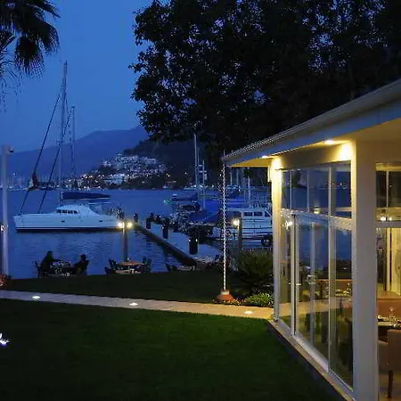 Marina Vista 3*